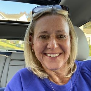 Meet your Posher, Michele